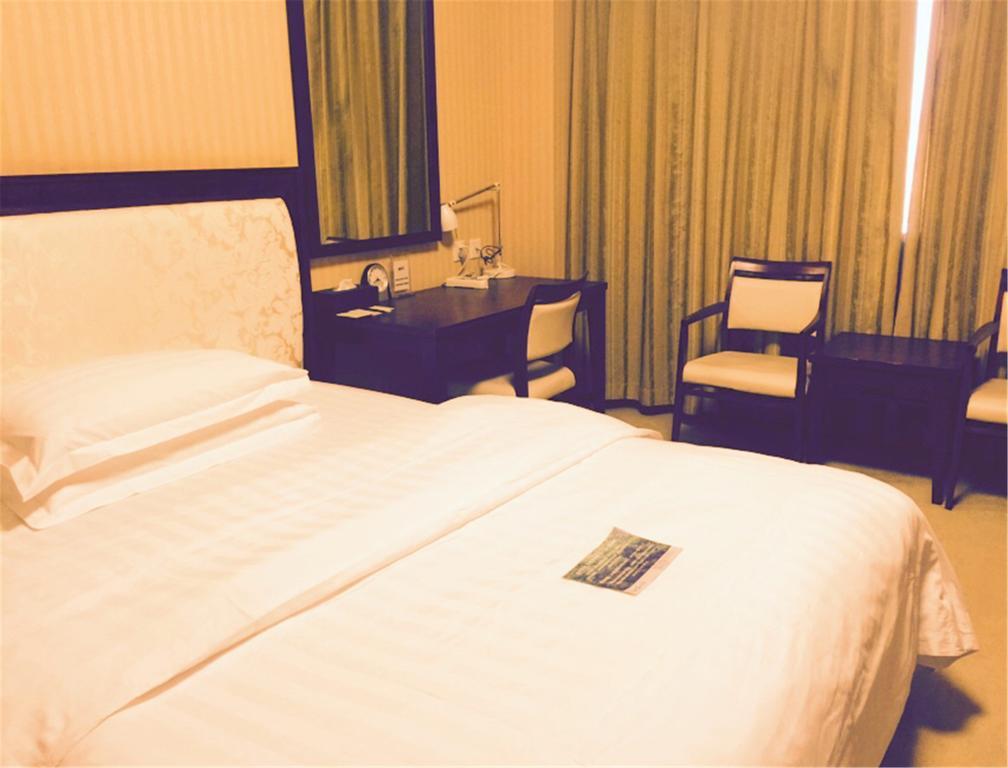 Dalian Royal Hotel Экстерьер фото